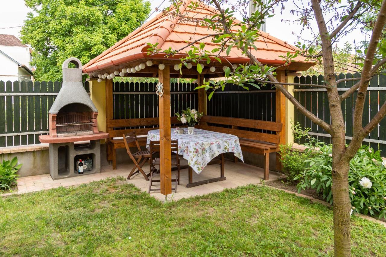 Vanilia Apartman Eger Zewnętrze zdjęcie