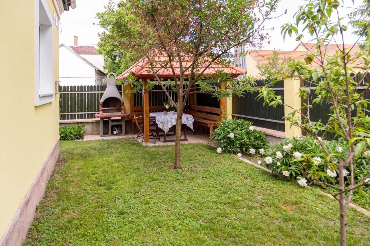 Vanilia Apartman Eger Zewnętrze zdjęcie